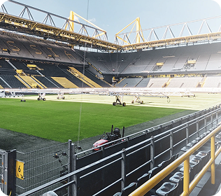 Finde einen Vortrag in deiner Nähe: Dortmund West­fa­len­sta­di­on