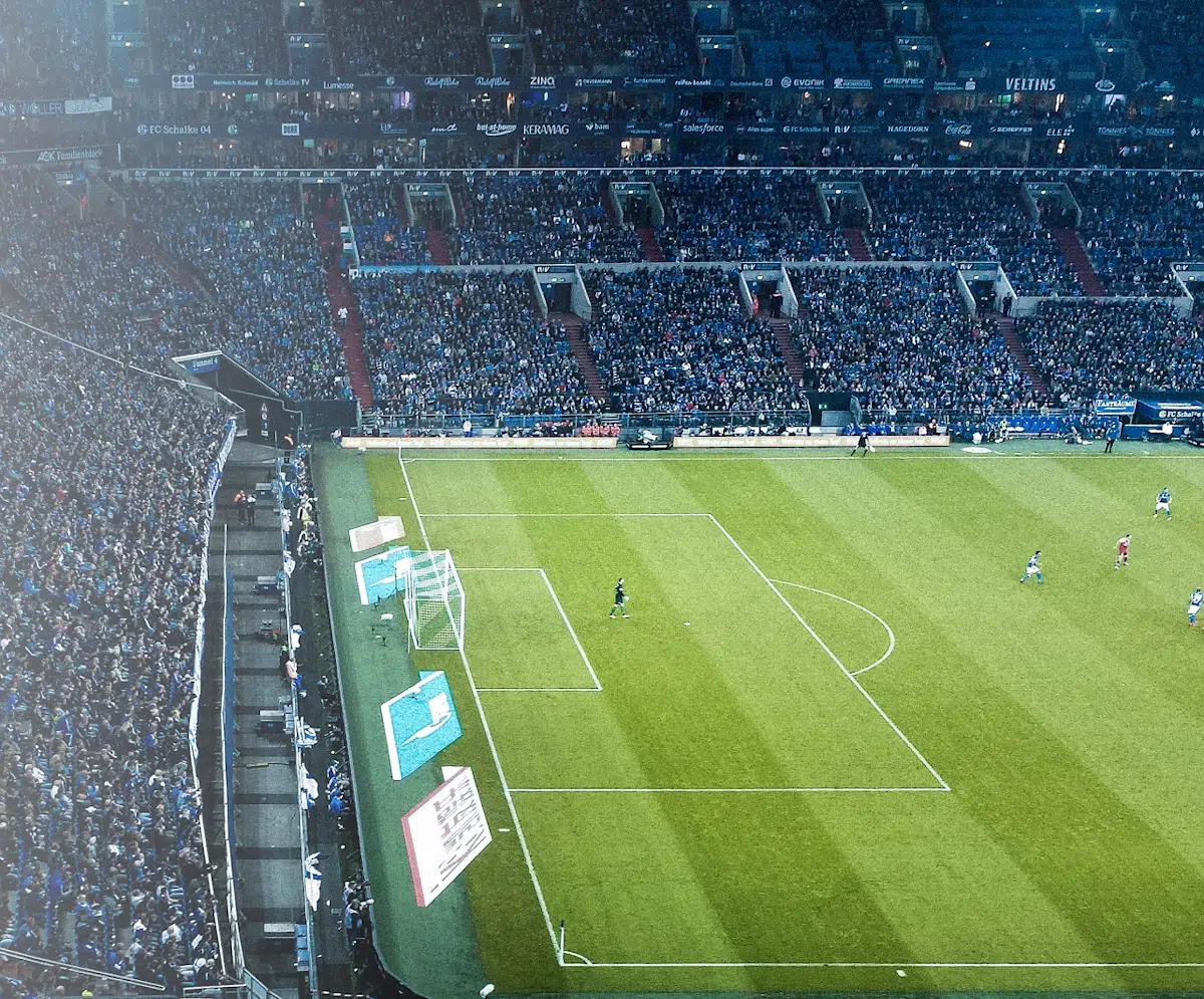 Finde einen Vortrag in deiner Nähe: Gelsenkirchen, Veltins-Arena